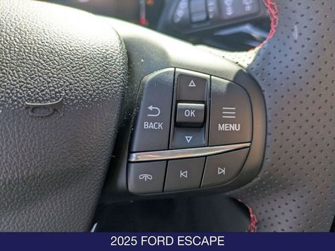 New 2025 Ford Escape ST-Line w/ Tech Pack #1 AWD/4WD image 13