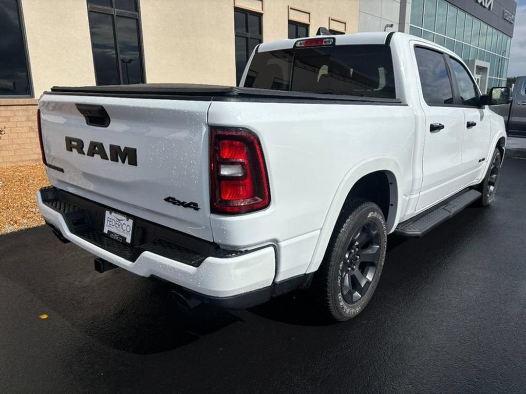 Used 2025 RAM 1500 Big Horn AWD/4WD image 3