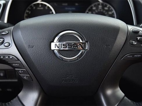 Used 2021 Nissan Murano SV image 17