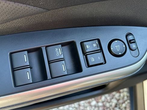 Used 2015 Honda CR-V EX-L image 24