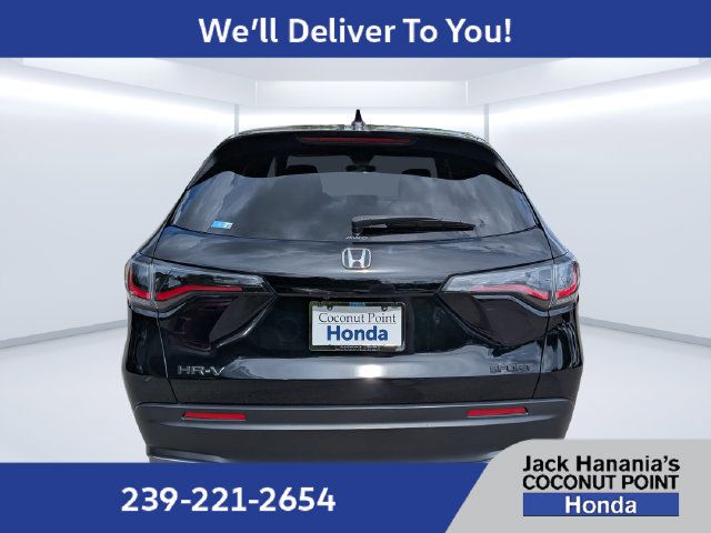Used 2025 Honda HR-V Sport image 4