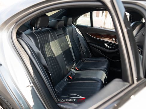 Used 2017 Mercedes-Benz E 300 4MATIC w/ Premium 2 Package image 18