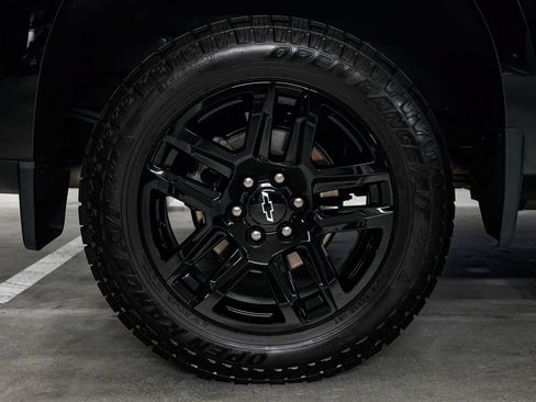 Used 2024 Chevrolet Silverado 1500 High Country w/ Midnight Edition AWD/4WD image 56