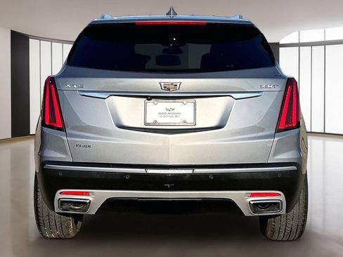 Used 2022 Cadillac XT5 Premium Luxury FWD image 4