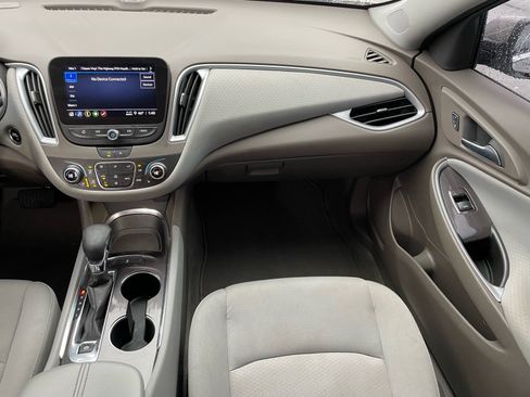 Used 2023 Chevrolet Malibu LT image 17
