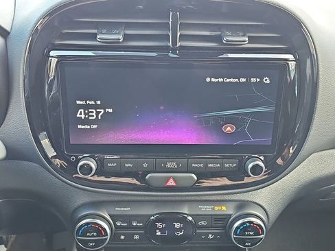Used 2025 Kia Soul S image 14