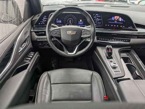 Used 2023 Cadillac Escalade Sport w/ LPO, ONYX Package image 18