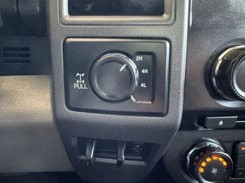 Used 2018 Ford F250 XL w/ STX Appearance Package AWD/4WD image 24