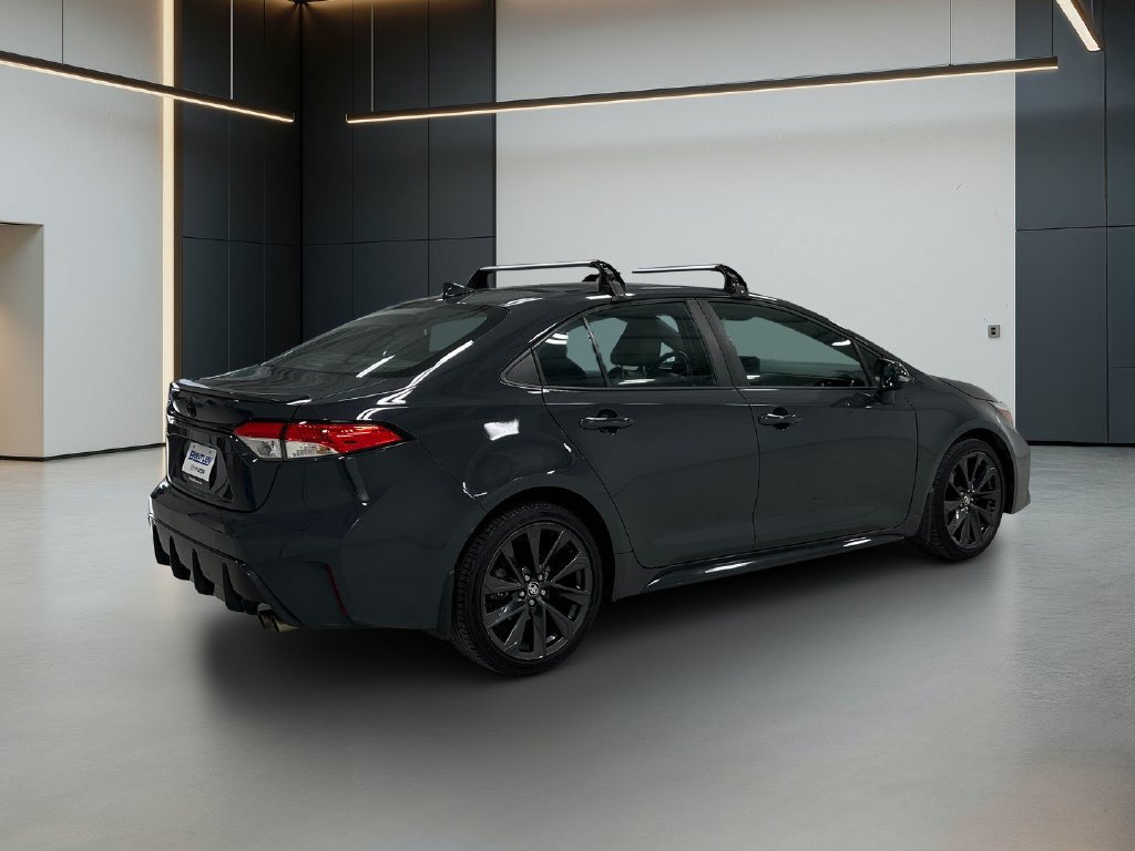 Used 2023 Toyota Corolla SE w/ SE Premium Package FWD image 6