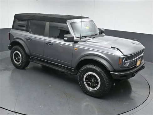 Certified 2021 Ford Bronco Badlands image 45