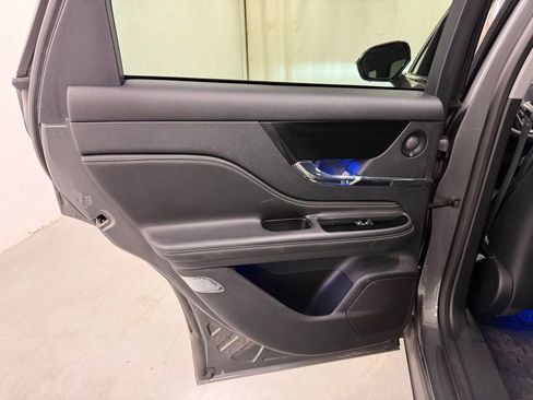 Used 2021 Lincoln Corsair Reserve w/ Equipment Group 201A AWD/4WD image 16