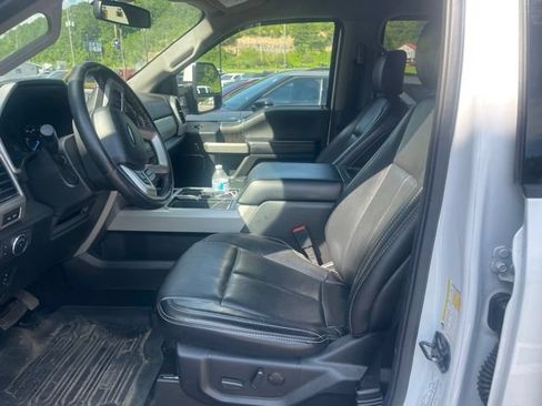 Used 2020 Ford F250 Lariat w/ Lariat Ultimate Package AWD/4WD image 6