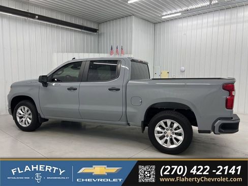 Used 2025 Chevrolet Silverado 1500 Custom RWD image 5