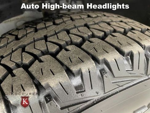 Used 2023 Jeep Cherokee Trailhawk w/ Elite Group image 9