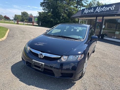 Used 2010 Honda Civic LX image 2