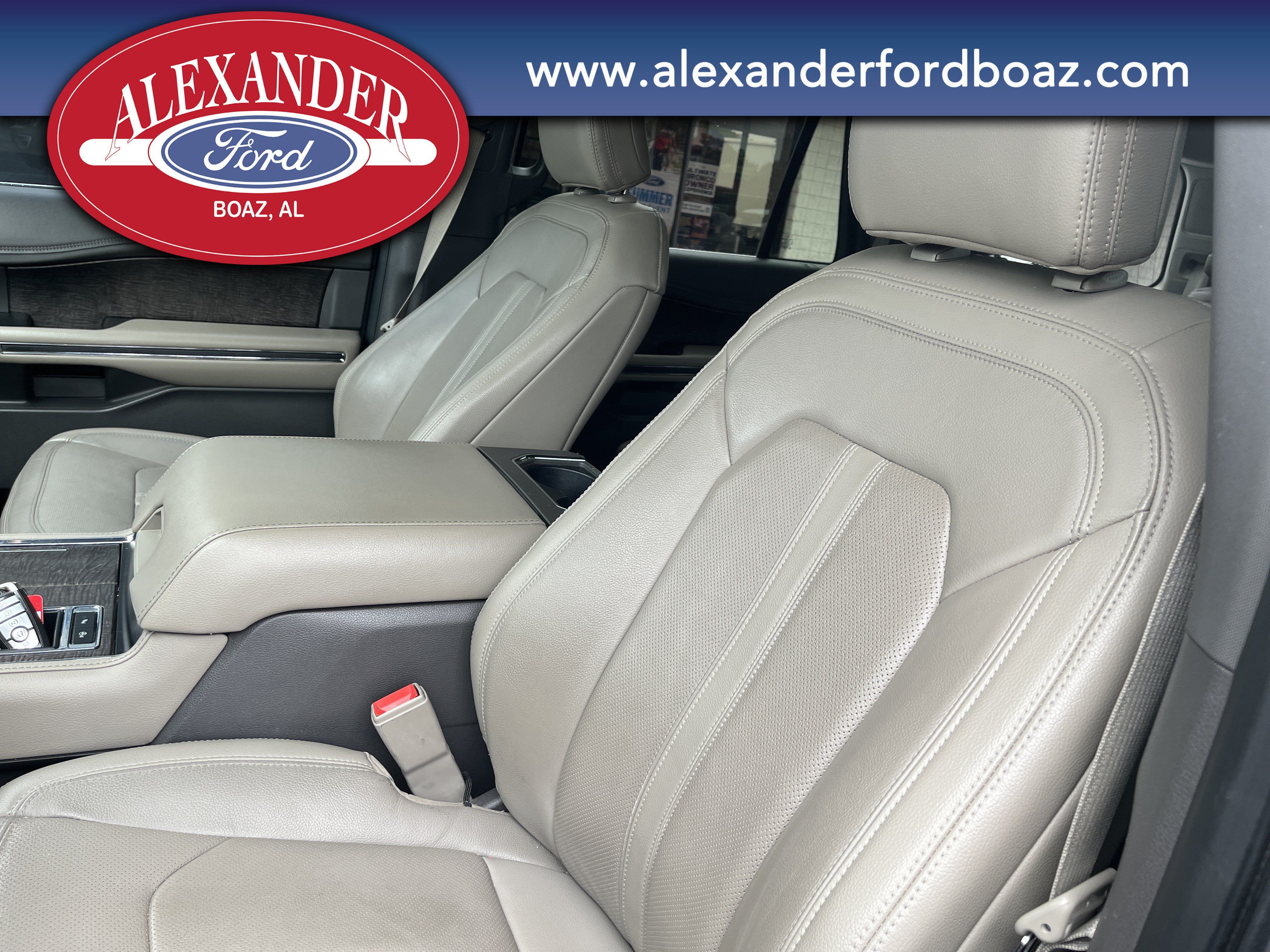 Used 2019 Ford Expedition Limited w/ Equipment Group 302A RWD image 11