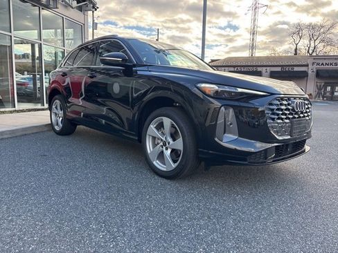 New 2025 Audi Q5 Premium Plus image 7