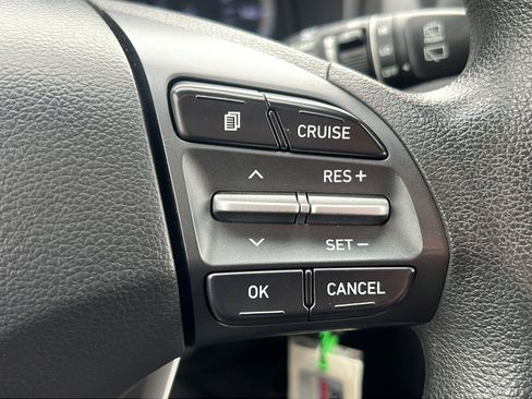 Used 2019 Hyundai Kona SE AWD/4WD image 17