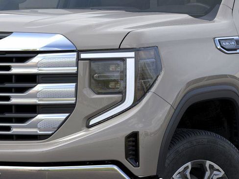 New 2026 GMC Sierra 1500 SLE AWD/4WD image 10