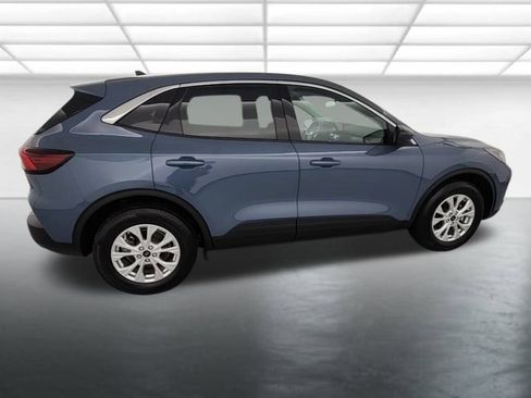 Certified 2023 Ford Escape Active image 10