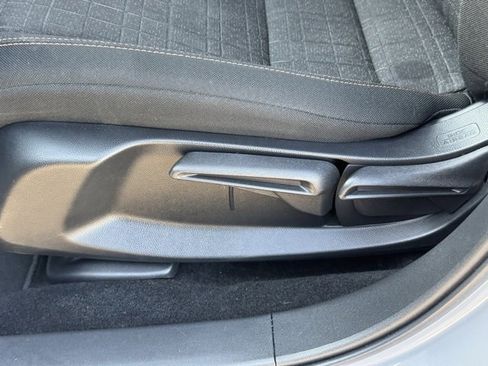 Used 2024 Honda HR-V Sport image 11