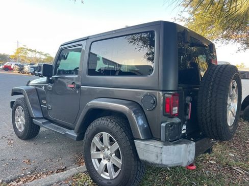 Used 2017 Jeep Wrangler Sahara w/ Connectivity Group image 5