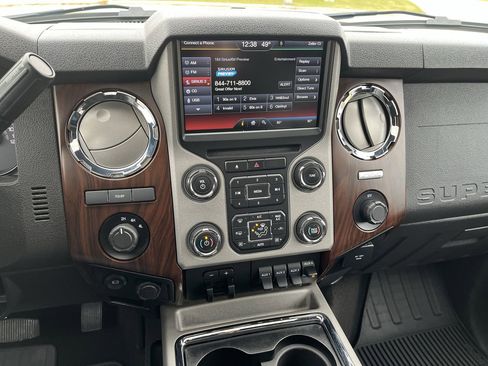 Used 2016 Ford F450 Lariat w/ Lariat Ultimate Package image 19