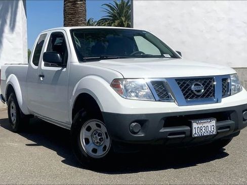 Used 2019 Nissan Frontier S RWD image 2