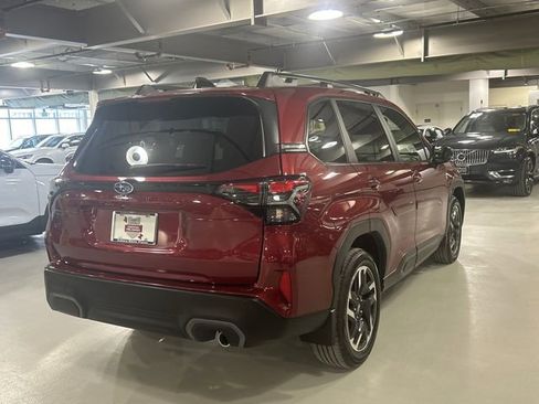 Used 2025 Subaru Forester Limited image 2