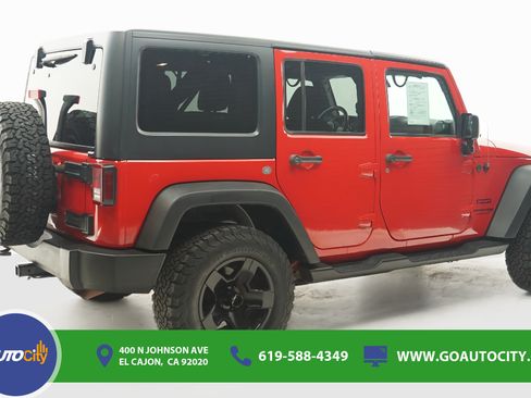 Used 2018 Jeep Wrangler Unlimited Sport S AWD/4WD image 6