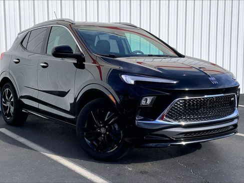 Used 2024 Buick Encore GX Sport Touring w/ Comfort Package image 30