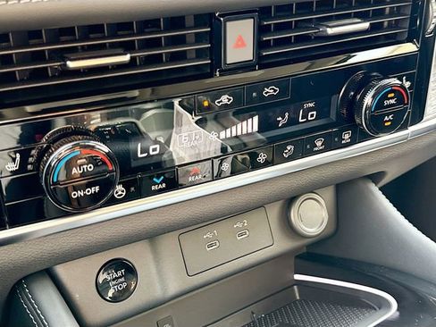 New 2026 Nissan Rogue Platinum image 15