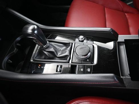 Used 2022 MAZDA MAZDA3 s image 23