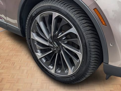 Used 2020 Lincoln Aviator Reserve w/ Equipment Group 202A AWD/4WD image 5