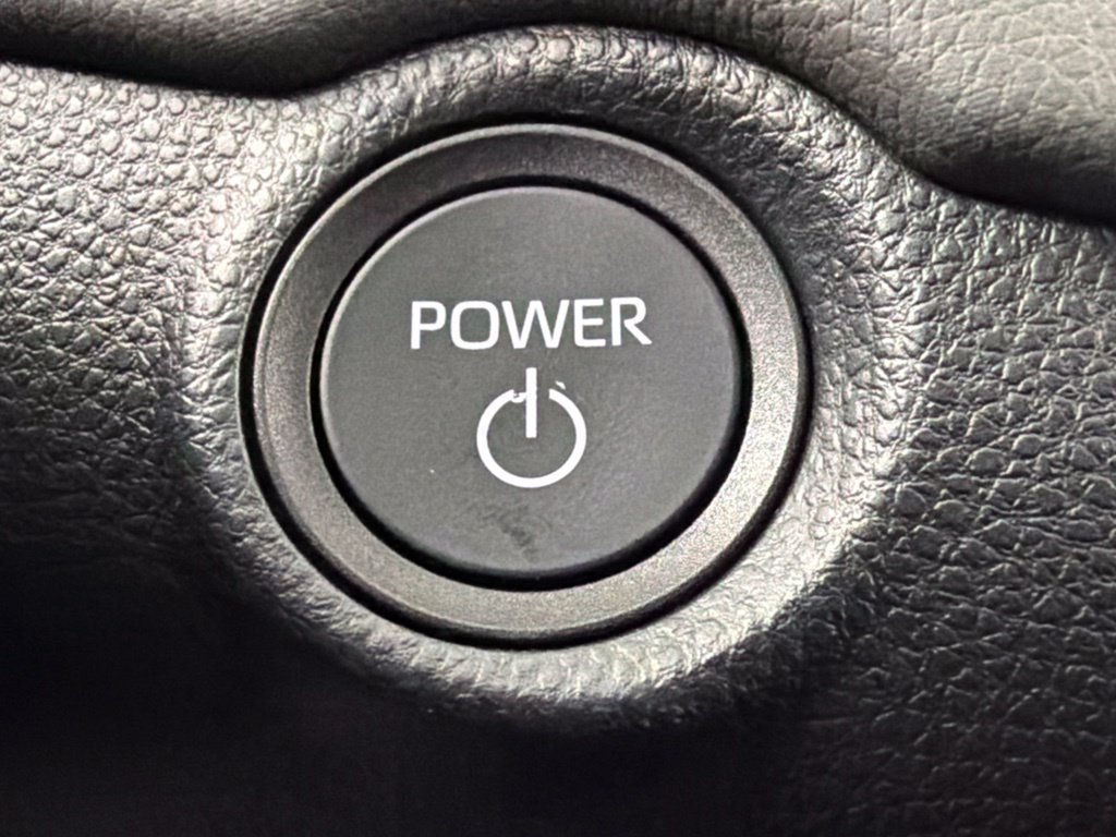 Used 2026 Toyota RAV4 SE w/ Convenience Package AWD/4WD image 30