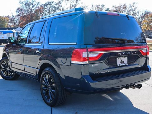 Used 2015 Lincoln Navigator 4WD image 14