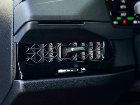 Used 2023 Honda Accord EX-L image 40