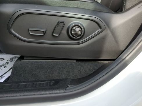 New 2025 Jeep Grand Cherokee Limited w/ Trailer Tow Package image 11