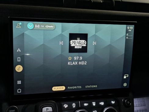 New 2026 Land Rover Defender 110 X-Dynamic SE AWD/4WD image 19