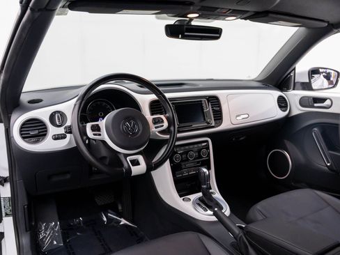 Used 2017 Volkswagen Beetle 1.8T SEL image 10