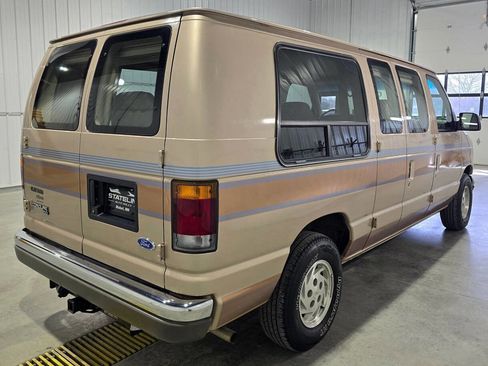 Used 1993 Ford E-150 and Econoline 150 image 5
