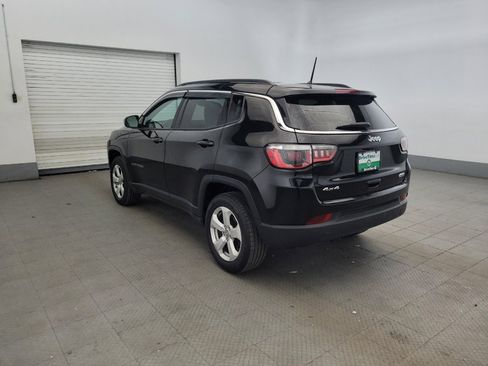 Used 2018 Jeep Compass Latitude w/ Cold Weather Group AWD/4WD image 5