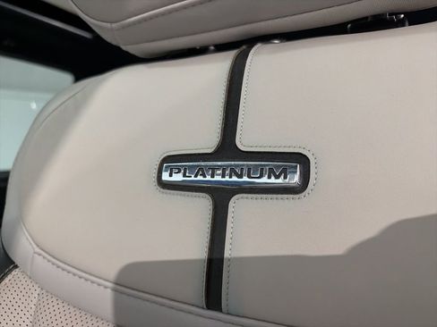 Used 2023 Ford F150 Lightning Platinum image 28