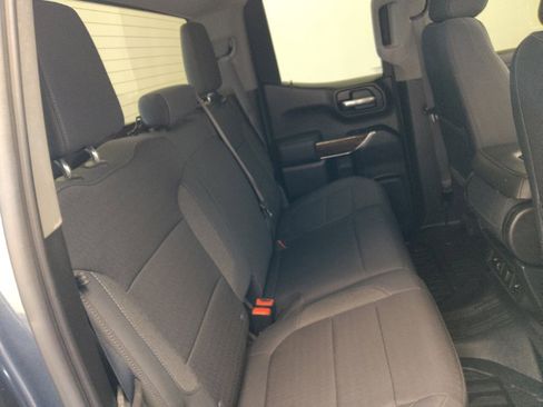 Used 2019 GMC Sierra 1500 SLE w/ SLE Value Package image 19