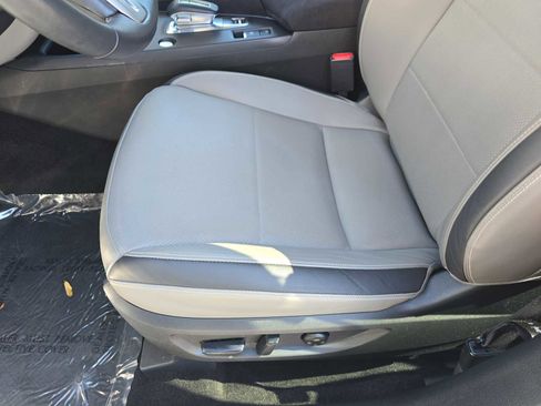 Certified 2024 INFINITI QX50 Sensory image 17