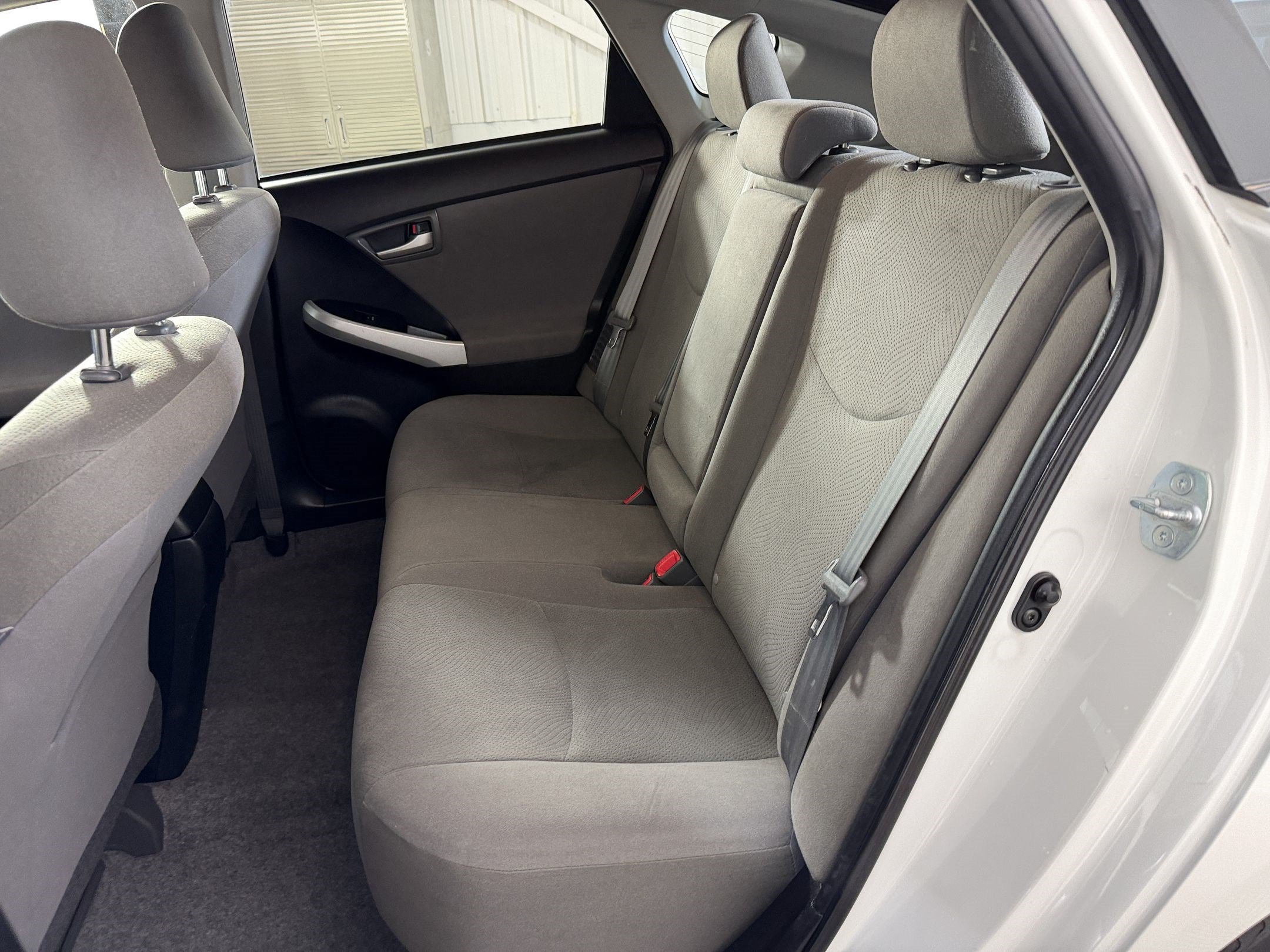 Used 2015 Toyota Prius Prime Plug-In Hybrid FWD image 23