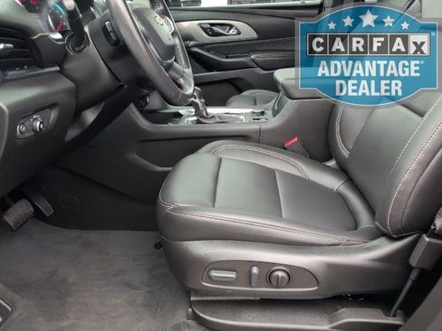 Certified 2022 Chevrolet Traverse LT image 13
