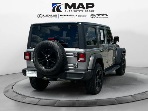 Used 2021 Jeep Wrangler Unlimited Sport AWD/4WD image 5