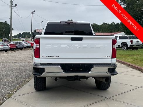 Used 2020 Chevrolet Silverado 2500 LTZ w/ Technology Package image 6