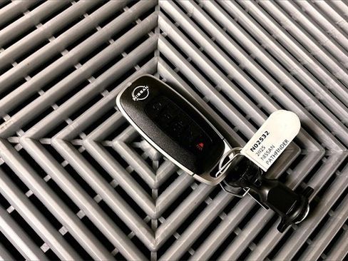 New 2025 Nissan Pathfinder SV w/ Black Appearance Package image 12